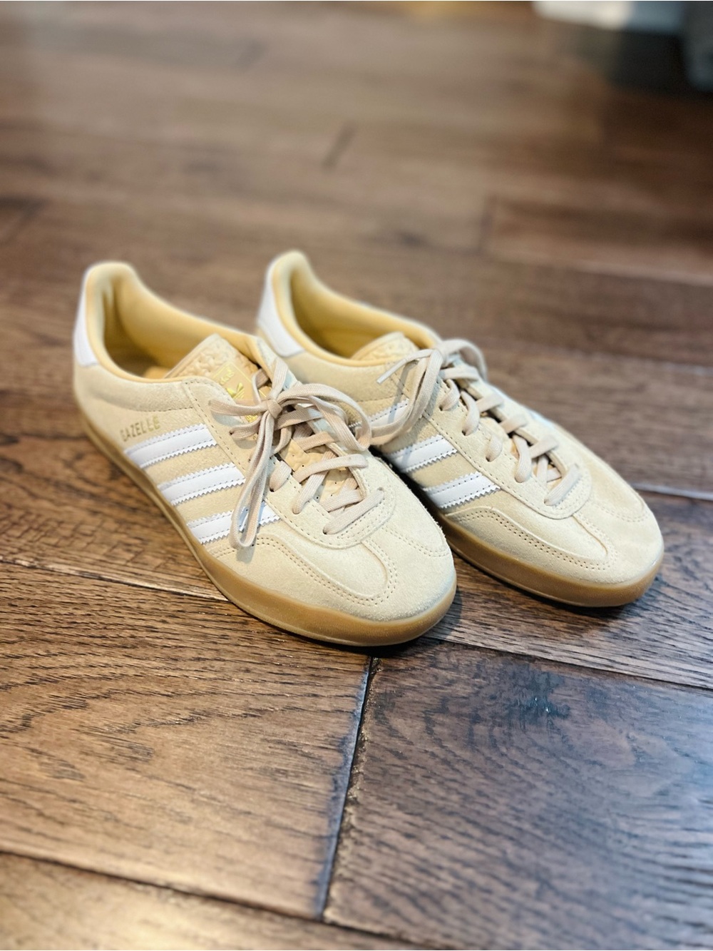 Women’s Adidas Gazelle Indoor 'Magic Beige' Sneakers Size 6.5